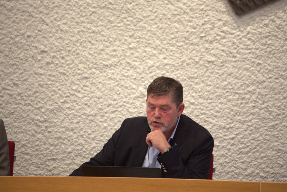 VIL VENTE: Bernt Brandal er ordfører i Hareid kommune, og representant i Folkelista for Hareid kommune. Saman med resten av kommunestyret, har dei konkludert med å vente med ei eventuell samanslåing.