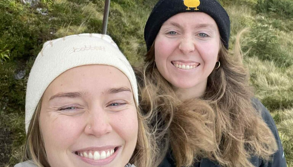 LIVE-reporterne Johanna og Anna på tur gjennom Søre Sunnmøre under heldagssendingen